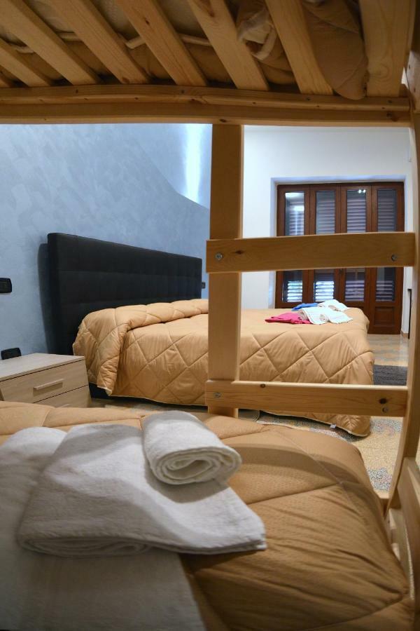 Bed & Breakfast "Mazzini" 레베라노 외부 사진